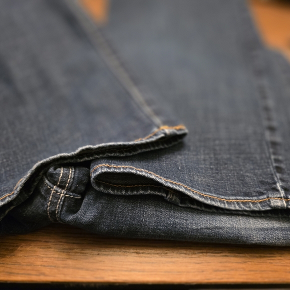 American Eagle Straight Super Stretch Jeans. Sz 14 Regular. Never Worn. No Tags. - Picture 8 of 8